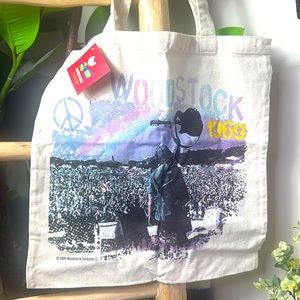New Woodstock Ventures LLC 3‎ Days or Peace & Music Cotton Tote Bag